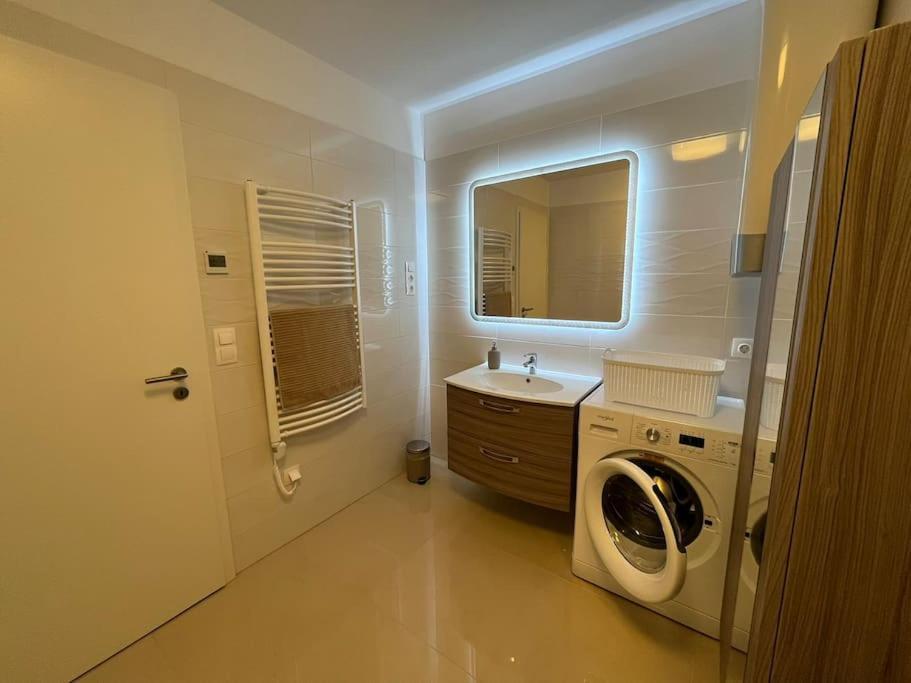 Swan Apartman - Keszthely Esterno foto